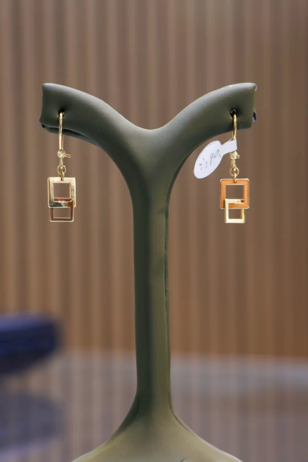 گوشواره هندسی